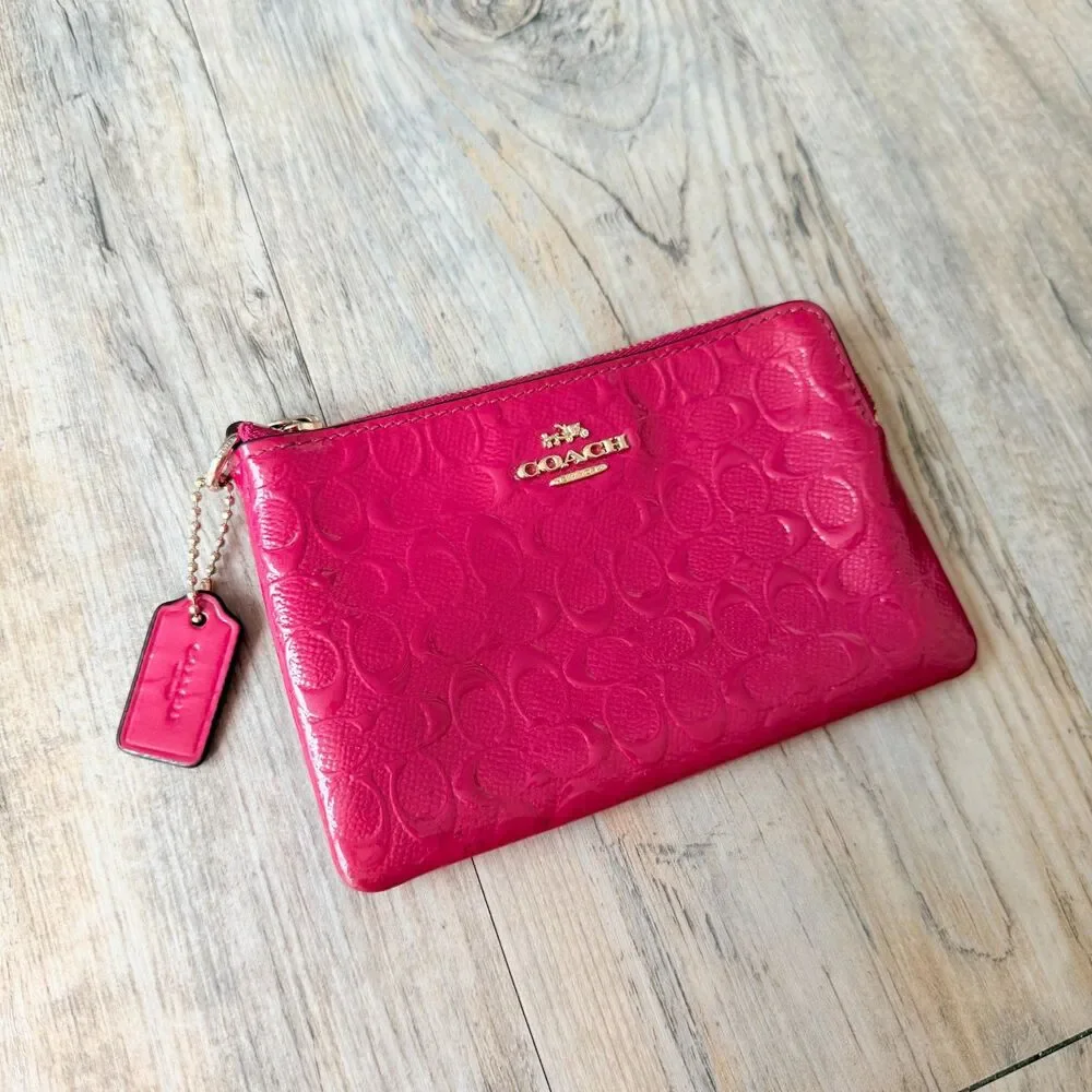 Coach Patent Signature Wristlet Hot Pink Fuchsia Zip Pouch Y2K Vintage Wallet